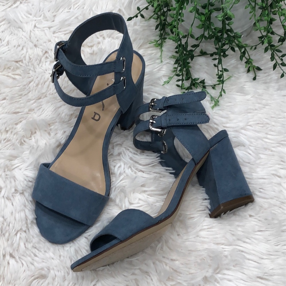 Unisa heels